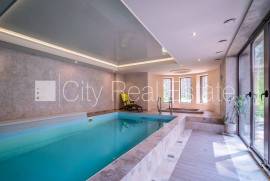 Detached house for rent in Jurmala, 720.00m2 Detached house for rent in Jurmala, 720.00m2