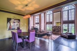 Detached house for rent in Jurmala, 720.00m2