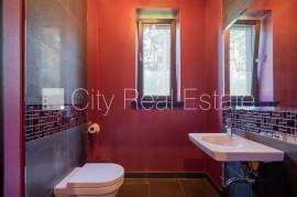 Detached house for rent in Jurmala, 720.00m2 Detached house for rent in Jurmala, 720.00m2
