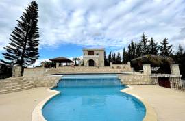 4 Bedroom Beautiful Villa - Peristerona, Polis Chrysochous