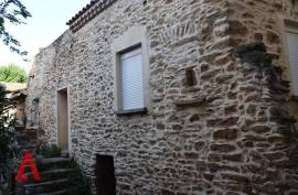 5 room, 180m2 Character property for sale in Faugeres - 190 000 € *