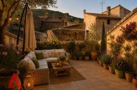 5 room, 180m2 Character property for sale in Faugeres - 190 000 € *