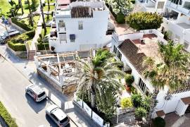 listing listing
