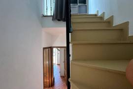 listing listing