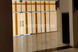 semi fitted shop | SZR | Metro