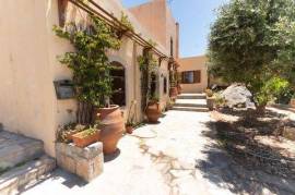 Delightful Stone Property with Private Garden - East Crete