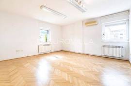 Zagreb, Lower Town, commercial space 99 m²