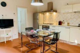 Luminous three-room apartment on the second floor downtown - Florence