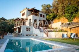 Apartment Complex 420 sq.m for sale