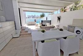 listing listing