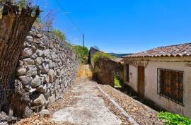 Stone Ruin for Rehabilitation with Sea View | Monchique Stone Ruin for Rehabilitation with Sea View | Monchique