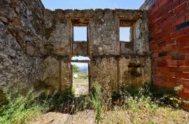 Stone Ruin for Rehabilitation with Sea View | Monchique Stone Ruin for Rehabilitation with Sea View | Monchique