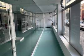 Excellent Investment Opportunity – Commercial Space Prepared for the Health Area | Vila Nova de Gaia Excellent Investment Opportunity – Commercial Space Prepared for the Health Area | Vila Nova de Gaia