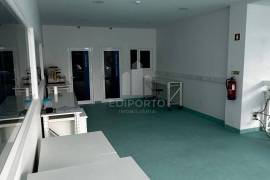 Excellent Investment Opportunity – Commercial Space Prepared for the Health Area | Vila Nova de Gaia Excellent Investment Opportunity – Commercial Space Prepared for the Health Area | Vila Nova de Gaia