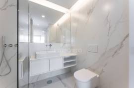 New 2 Bedroom Apartment with Balcony and 2 Parking Spaces in Matosinhos Sul