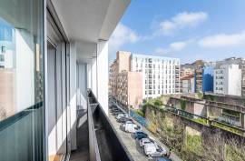 New 2 Bedroom Apartment with Balcony and 2 Parking Spaces in Matosinhos Sul