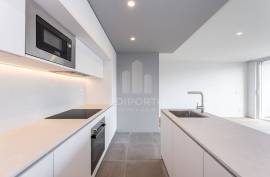 New 2 Bedroom Apartment with Balcony and 2 Parking Spaces in Matosinhos Sul