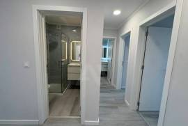 Apartamento T4 usado com 120 m² em Amora, Seixal, Setúbal. Apartamento T4 usado com 120 m² em Amora, Seixal, Setúbal.