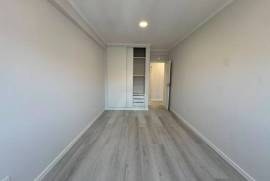 Apartamento T4 usado com 120 m² em Amora, Seixal, Setúbal. Apartamento T4 usado com 120 m² em Amora, Seixal, Setúbal.