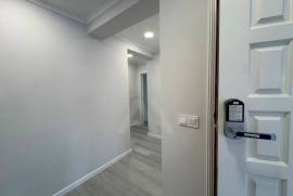 Apartamento T4 usado com 120 m² em Amora, Seixal, Setúbal. Apartamento T4 usado com 120 m² em Amora, Seixal, Setúbal.
