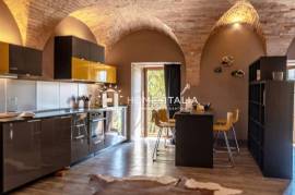 Charming restored apartment in medieval hamlet