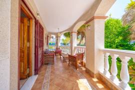 listing listing