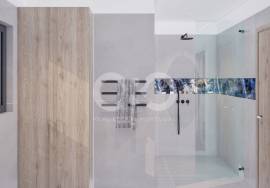 Luxury 4 Bedroom Villa with Sea Views in Porto de Mós, Lagos