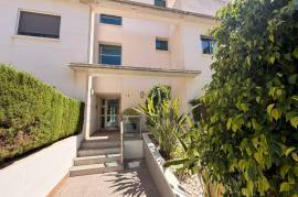 listing listing