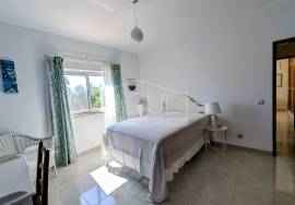 Move-In Ready 4-Bed Family Villa with Annex & Garage