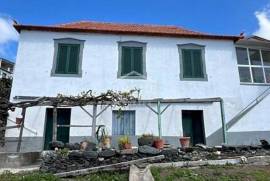 Authentic Madeira Property with Two Houses, Land & Exceptional Investment Potential Authentic Madeira Property with Two Houses, Land & Exceptional Investment Potential