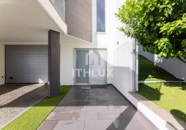 Luxury Villa with heated swimming pool and stunning panoramic views over Braga Luxury Villa with heated swimming pool and stunning panoramic views over Braga