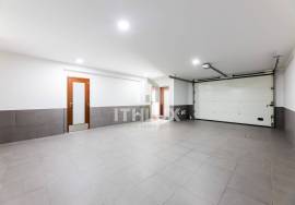 Luxury Villa with heated swimming pool and stunning panoramic views over Braga Luxury Villa with heated swimming pool and stunning panoramic views over Braga