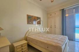 Luxury Apartment with 3 Suites and Panoramic Ocean Front View | Pitangueiras Beach, Guarujá Luxury Apartment with 3 Suites and Panoramic Ocean Front View | Pitangueiras Beach, Guarujá