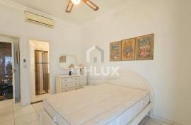 Luxury Apartment with 3 Suites and Panoramic Ocean Front View | Pitangueiras Beach, Guarujá Luxury Apartment with 3 Suites and Panoramic Ocean Front View | Pitangueiras Beach, Guarujá