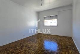 2 Bedrooms Casal S. Brás - Amadora 2 Bedrooms Casal S. Brás - Amadora