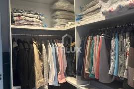 Modern & Furnished Apartment with Suite 3 Blocks from the Beach | Enseada, Guarujá Modern & Furnished Apartment with Suite 3 Blocks from the Beach | Enseada, Guarujá