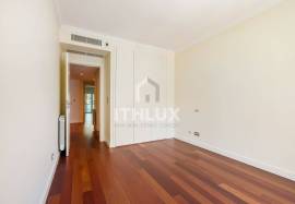 4 bedroom apartment in Avenidas Novas, with 4 parking spaces 4 bedroom apartment in Avenidas Novas, with 4 parking spaces