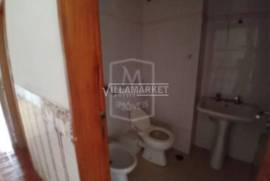 3 bedroom bank apartment on the 4th floor of a building located in Casal de Cambra in the Municipality of Sintra 3 bedroom bank apartment on the 4th floor of a building located in Casal de Cambra in the Municipality of Sintra