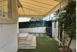 4 + 1 bedroom bank villa with swimming pool and garage located in Alto dos Gaio in a prestigious area of Estoril 4 + 1 bedroom bank villa with swimming pool and garage located in Alto dos Gaio in a prestigious area of Estoril