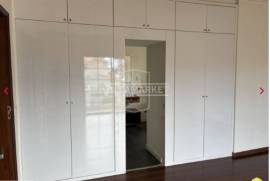 4 + 1 bedroom bank villa with swimming pool and garage located in Alto dos Gaio in a prestigious area of Estoril 4 + 1 bedroom bank villa with swimming pool and garage located in Alto dos Gaio in a prestigious area of Estoril