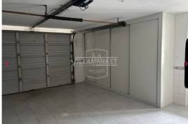 4 + 1 bedroom bank villa with swimming pool and garage located in Alto dos Gaio in a prestigious area of Estoril 4 + 1 bedroom bank villa with swimming pool and garage located in Alto dos Gaio in a prestigious area of Estoril