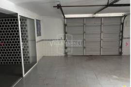 4 + 1 bedroom bank villa with swimming pool and garage located in Alto dos Gaio in a prestigious area of Estoril 4 + 1 bedroom bank villa with swimming pool and garage located in Alto dos Gaio in a prestigious area of Estoril