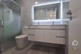 Fully refurbished 4 bedroom apartment inserted in the last of a building located in Quinta do Batateiro in Amora, Seixal Fully refurbished 4 bedroom apartment inserted in the last of a building located in Quinta do Batateiro in Amora, Seixal