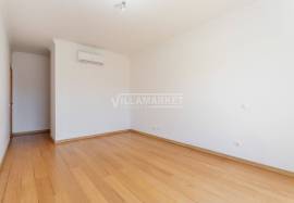 3 bedroom bank apartment with sea view and parking in the basement located in Quinta de Betunes in Loulé 3 bedroom bank apartment with sea view and parking in the basement located in Quinta de Betunes in Loulé
