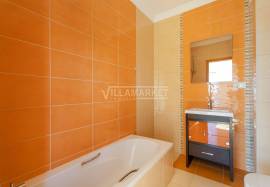 3 bedroom bank apartment with sea view and parking in the basement located in Quinta de Betunes in Loulé 3 bedroom bank apartment with sea view and parking in the basement located in Quinta de Betunes in Loulé