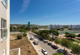 3 bedroom bank apartment with sea view and parking in the basement located in Quinta de Betunes in Loulé 3 bedroom bank apartment with sea view and parking in the basement located in Quinta de Betunes in Loulé