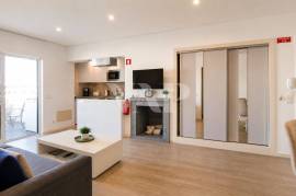 Renovated 1 Bedroom Apartment 5 Minutes from Vilamoura Marina