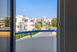 Renovated 1 Bedroom Apartment 5 Minutes from Vilamoura Marina