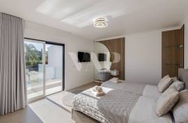 3+2 bedroom villa with pool and rooftop in Vilamoura 3+2 bedroom villa with pool and rooftop in Vilamoura