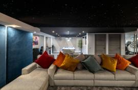 3+2 bedroom villa with pool and rooftop in Vilamoura 3+2 bedroom villa with pool and rooftop in Vilamoura